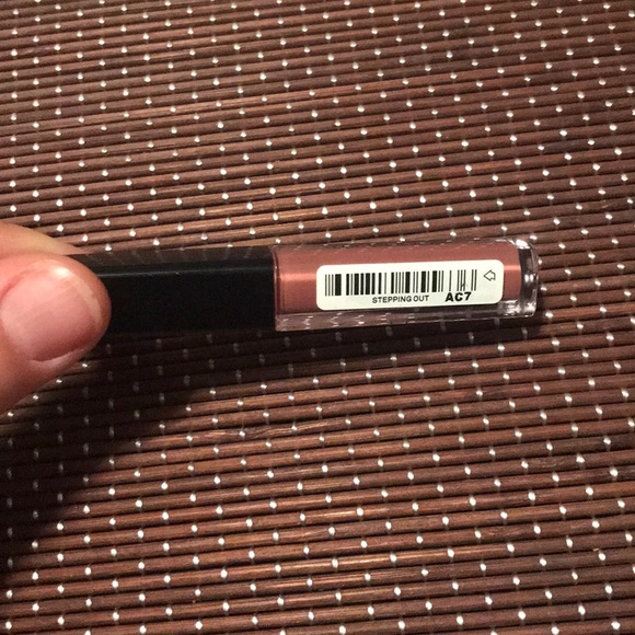 Sample size smashbox matte liquid lipstick - Picture 2 of 2
